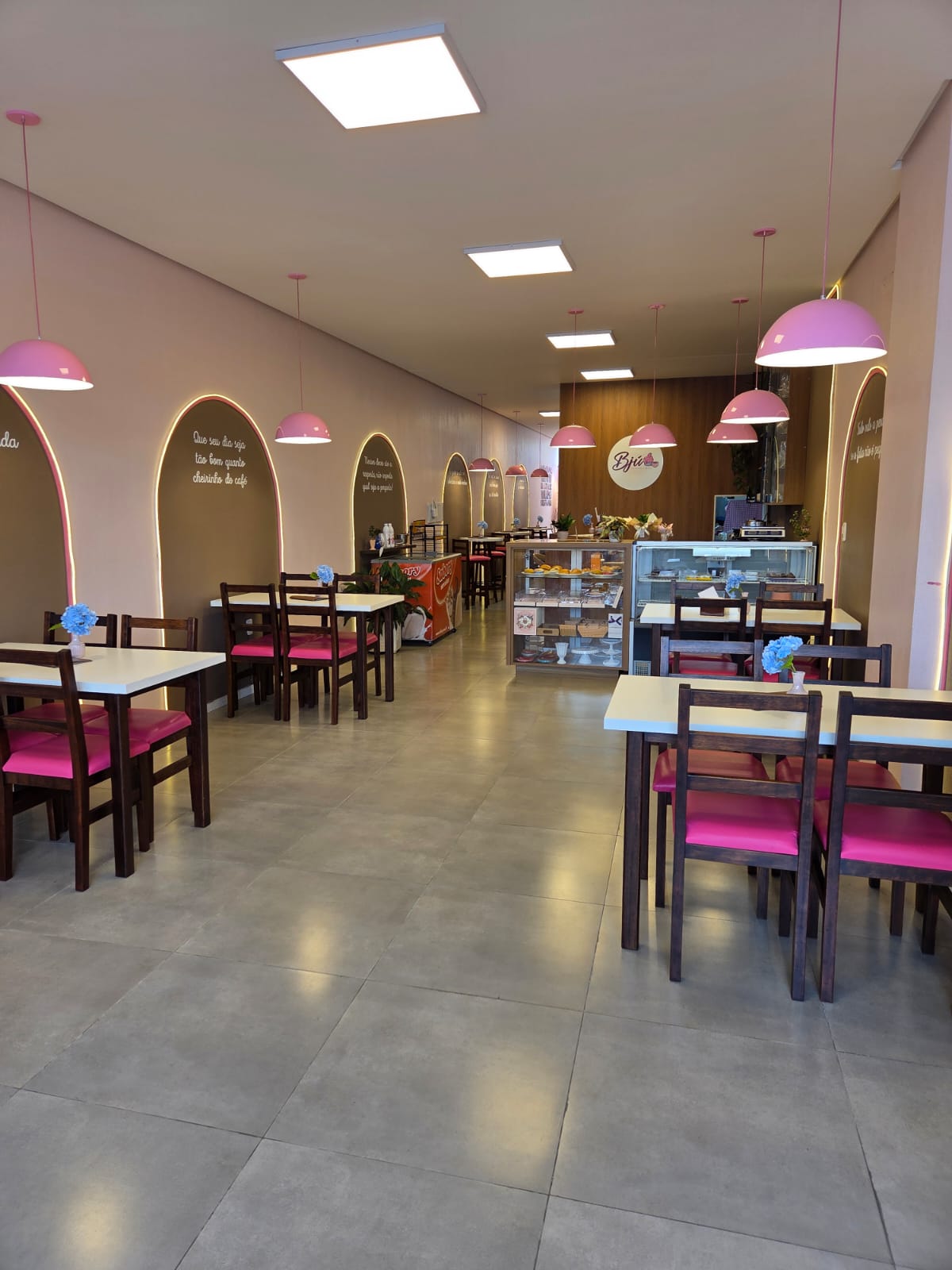 Bjú Confeitaria e Bistrô